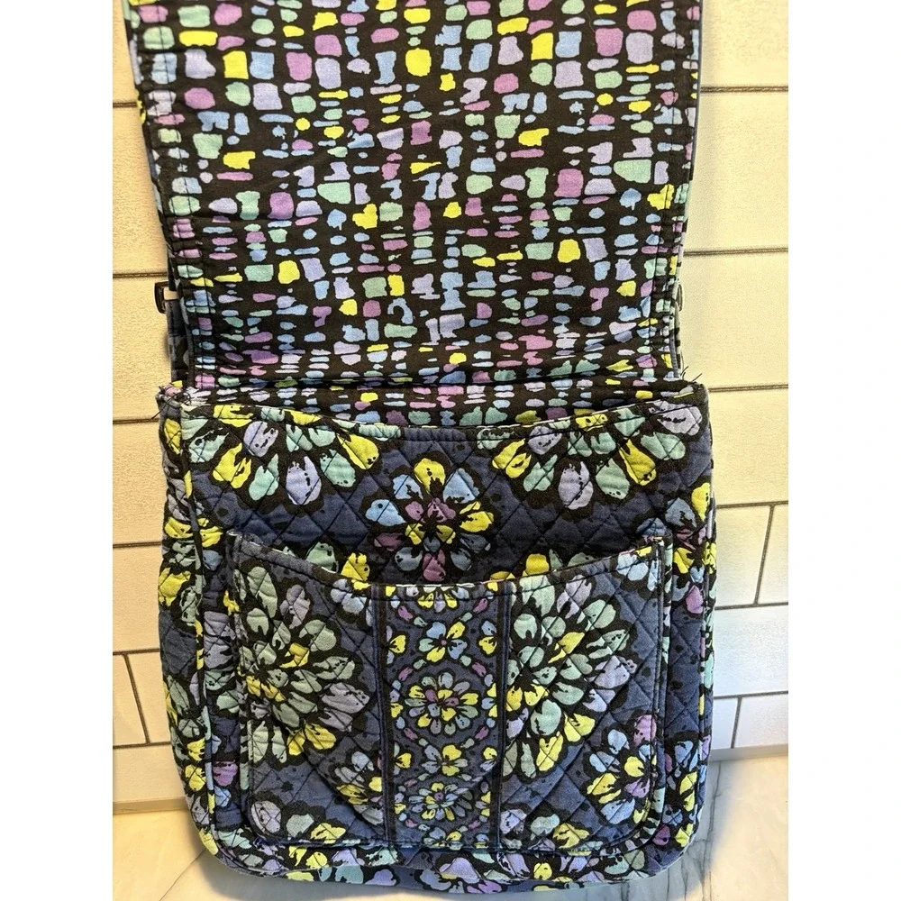 Vera Bradley Quilted Crossbody Messenger Bag Blue Purple Floral Adjustable Strap